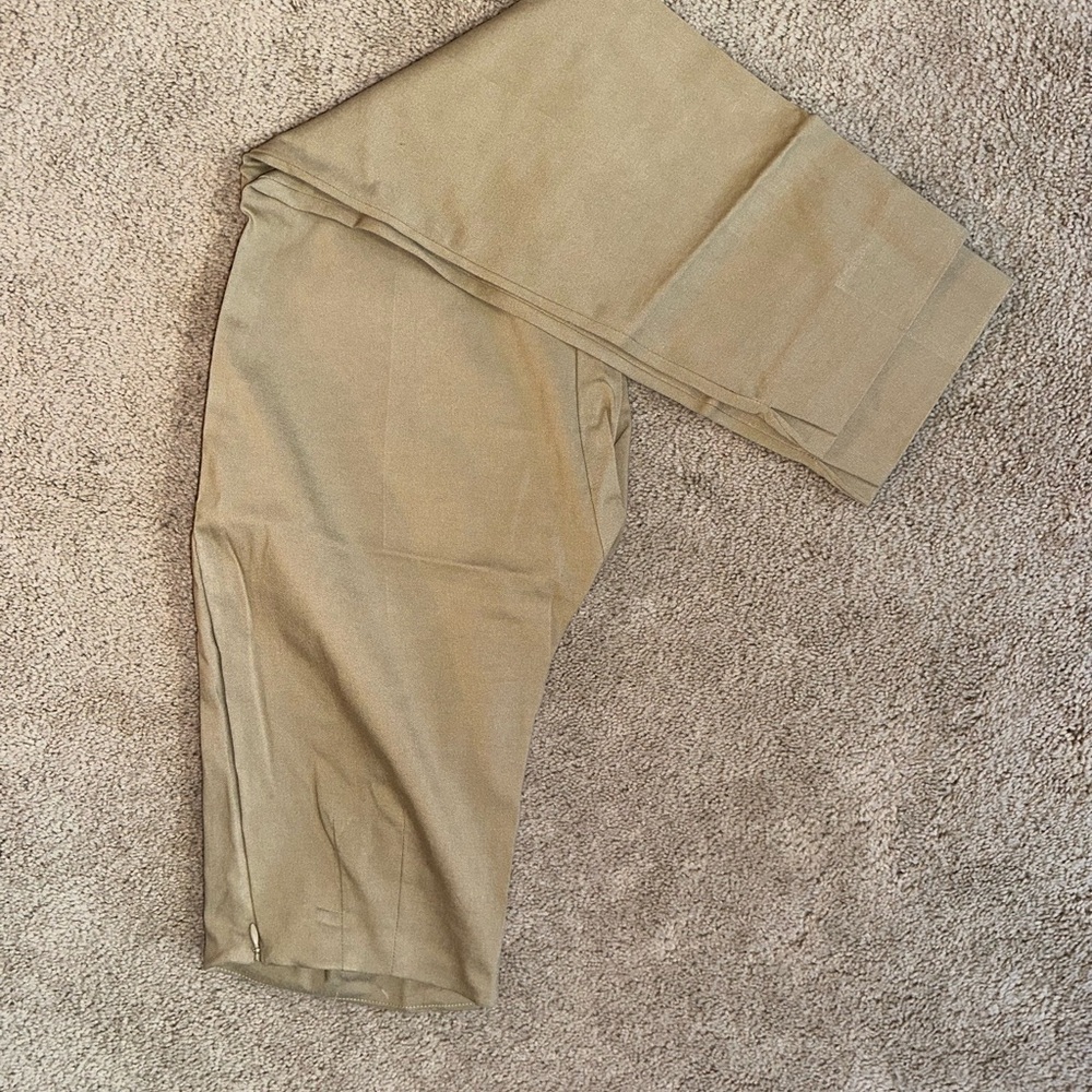 Women’s Tan Pants